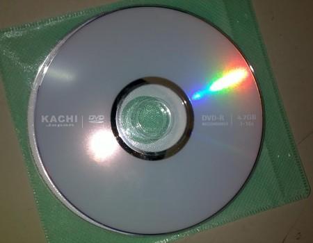 Đĩa DVD cọc Kachi
